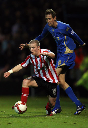 24sport: Grant Leadbitter beats Peter Crouch