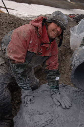 Ida missing link fossil: Dr Jorn Hurum at work