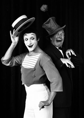 Marcel Marceau : Marcel Marceau and Maurice Chevalier