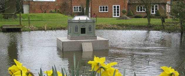 Duck Houses: Banqueting House 
