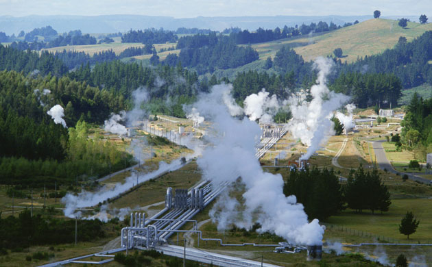 Green technologies: Power Station, Wairakei, New Zealand