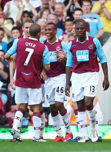 Premier League Relegation: Junior Stanislas