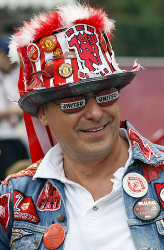Countdown to kickoff: Manchester United soccer fan