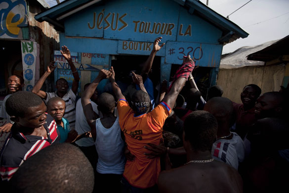 28 May 2009: Port-au-Prince, Haiti: Barcelona FC's fans
