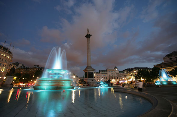 Trafalgar Square fountain: Pale blue fountain lights