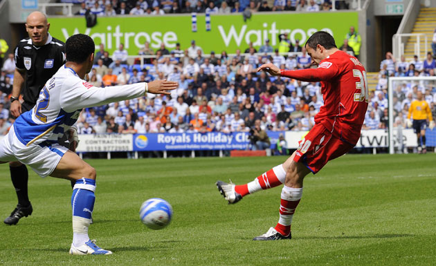 Promotion: Fahey scores