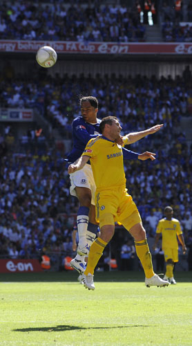 FA Cup final: Joleon Lescott climbs above Frank Lampard to win a header