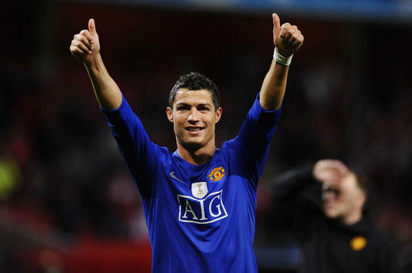Arsenal united: Thumbs up from Ronaldo