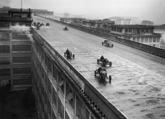 Rooftop racing at the Fiat works in Turin
