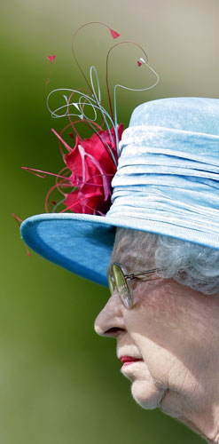 6 May 2009: Windsor, UK: Queen Elizabeth II