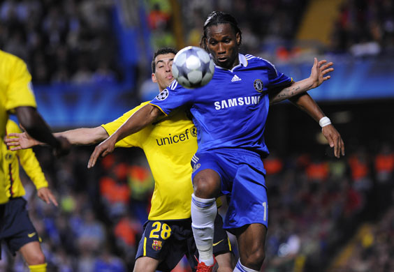 Chelsea v Barca: Drogba controls the ball