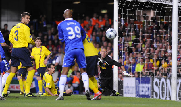 Chelsea v Barca: Victor Valdes