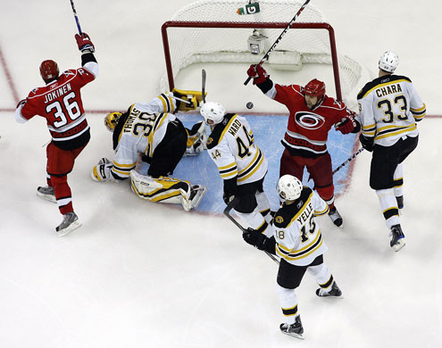 24sport: Jussi Jokinen celebrates after scoring