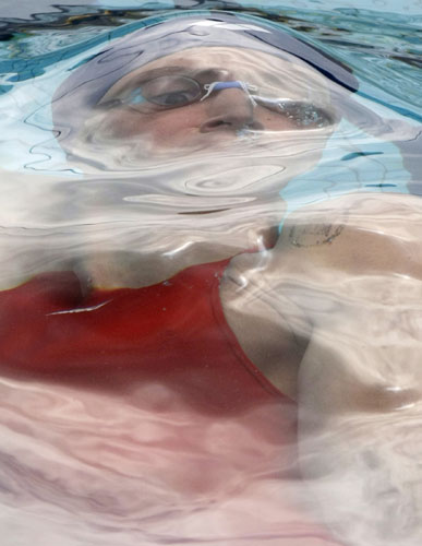 24sport: Guilherme Guido swims to win the men's 50m backstroke