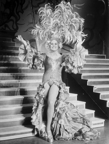 Danny La Rue: 1978: Danny La Rue as the Merry Widow Twanky in Aladdin