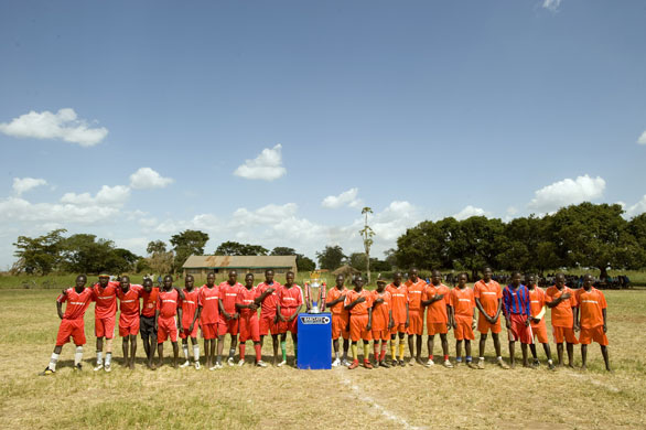 Katine: The Aloet Super Defenders (in orange) and the Olwelai Black Mambas (in red)