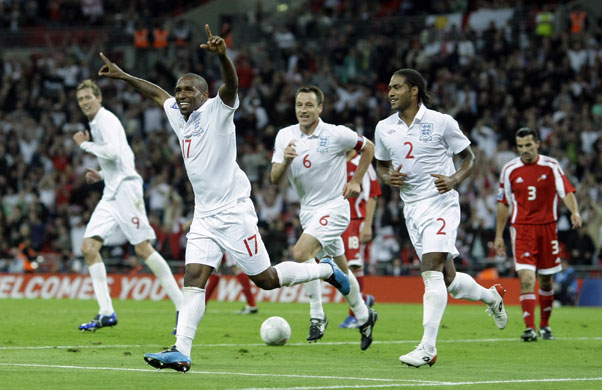 england andorra: Defoe celebrates