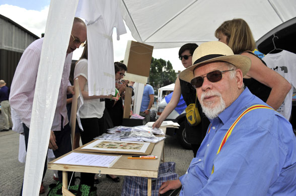Art Car Boot Fair: Peter Blake sits by his stall