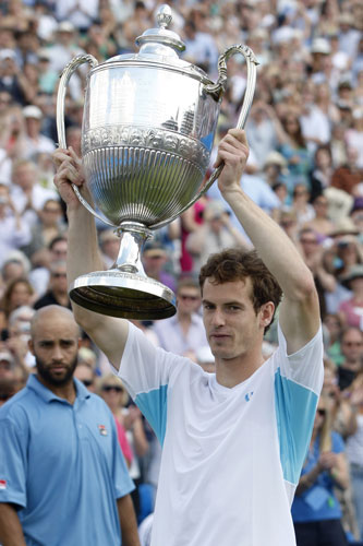 shortcut trophies: Andy Murray, James Blake
