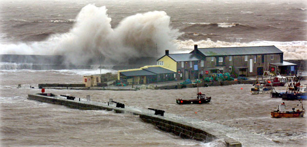 Extreme Weather: STORMY SEAS AT LYME REGIS, BRITAIN - 29 OCT 2004