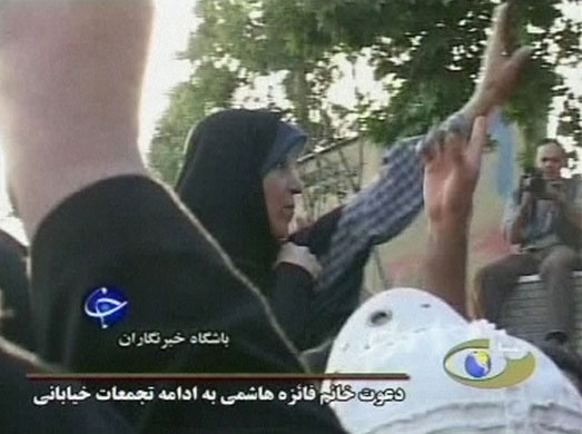 Iranian protests: Faezeh Hashemi Rafsanjani speaks among supporters of Mir Hossein Mousavi