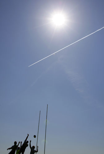 24sport: Argentina players practice a line out