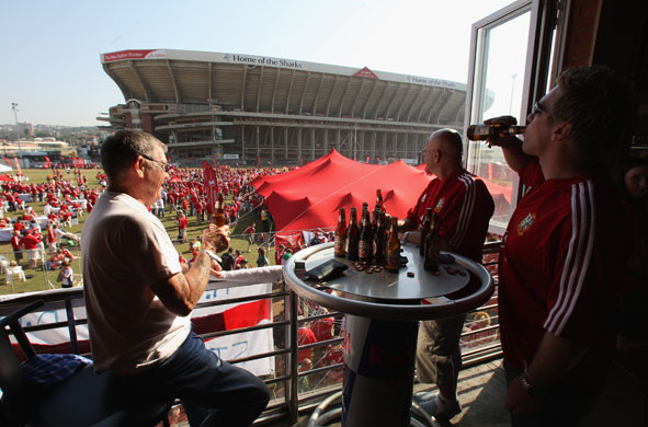 lions 1st test: Fans enjoy a drink in the sunshine before the match