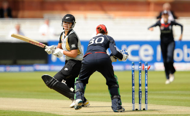 Women's Twenty20 Final: Bates and Taylor
