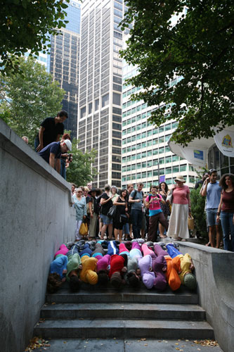 Willi Dorner's Bodies: Willi Dorner's Bodies In Urban Spaces: Philadelphia, USA