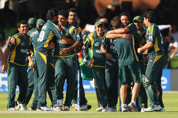 Twenty20 Men's Final: Pakistan Celebrate