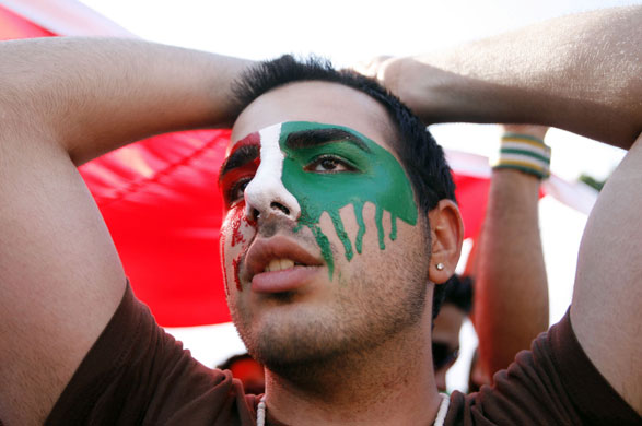 Protests about Iran: Washington, USA: A demonstrator protests against the Iranian election