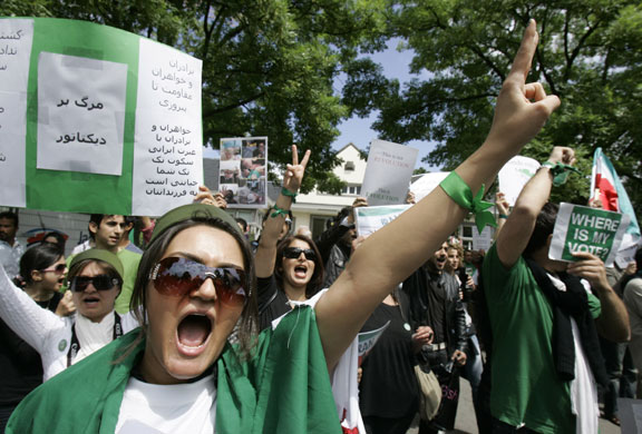 Protests about Iran: Brussels, Belgium: People protest in front of the Iranian embassy