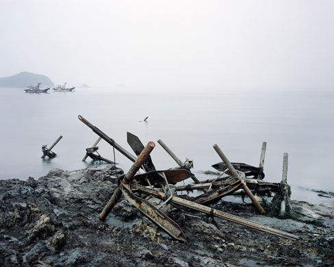 blindeyetom's portfolio: Anchors along the shoreline blindeyetom's portfolio