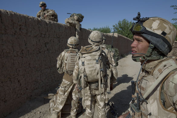 Sean Smith Black Watch: Soldiers with B company of the Black Watch on an eight hour patrol 