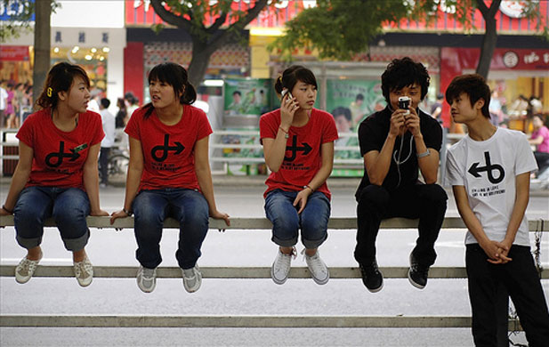 elephantonabicycle: elephantonabicycle portfolio review