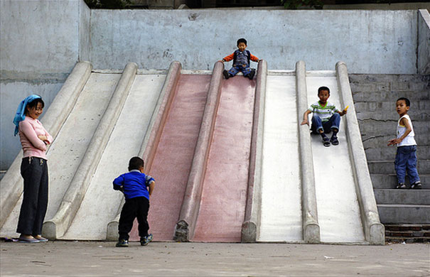 elephantonabicycle: elephantonabicycle portfolio review