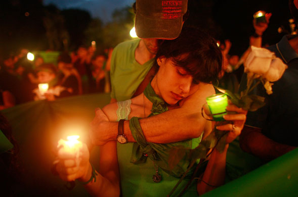 25 June 2009: New York, US: Demonstrators protest against the Iranian election results