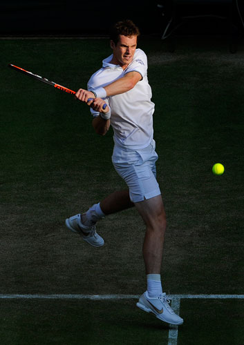 Thursday Wimbledon: Andy Murray backhand