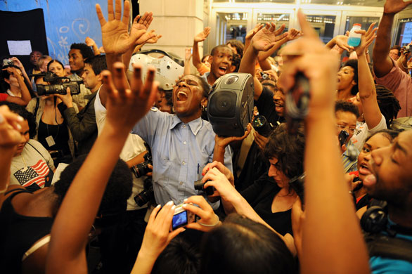 Michael Jackson reaction: New York, US: A crowd sings Michael Jackson songs