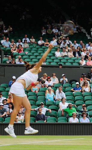 friday wimbledon: Empty seats as Sorana Cirstea serves