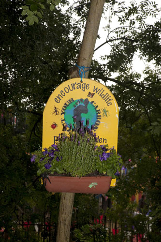 Ethical Signs: Ethical Signs near the Green Futures Field Glastonbury 2009