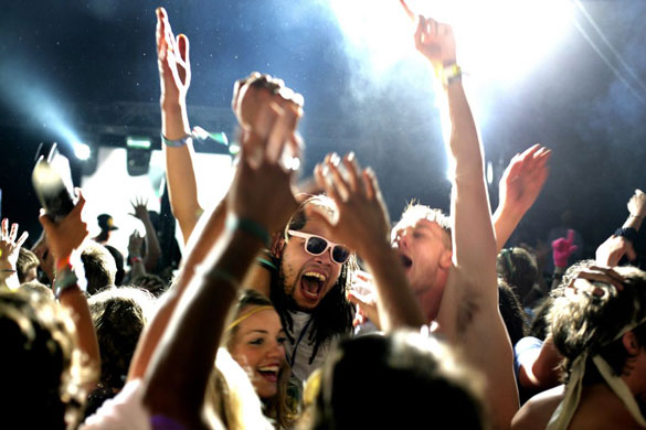 Godwin Glastonbury day 2: Martin Godwin: Glastonbury 2009 Day 2 dance tent