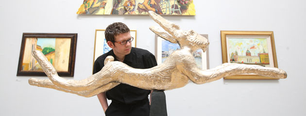 RA Summer Exhibition 2009: Moon Gold Hare by Barry Flanagan in the Royal Academy of Arts