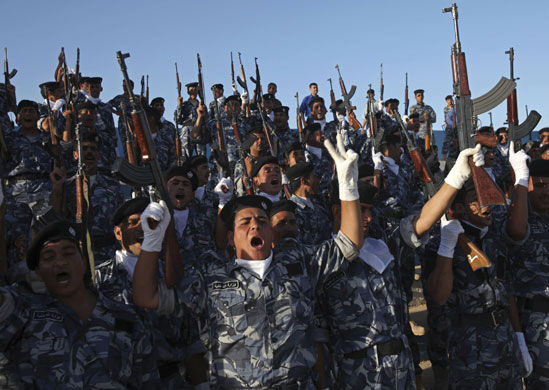 Iraqi army handover: Iraqi security forces celebrate in Ramadi, Iraq