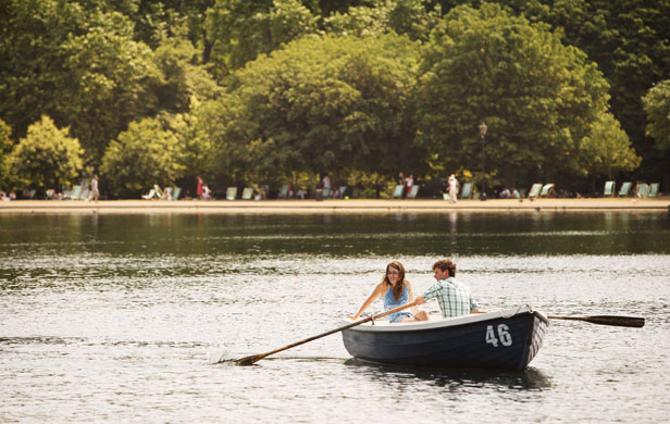 UK weather update: A couple row a boat in the sun on the Serpentine Lake in Hyde Park