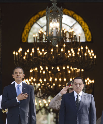 Obama in Middle East: U.S. President Barack Obama (L) and Egypt's President Hosni Mubarak