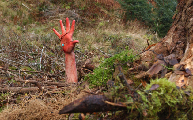 SL: Tony Mortimer: A scene from The Descent