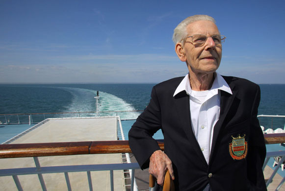 D-Day Memorial: Veterans Gather To Commemorate The 65th Anniversary Of The D-Day Landings