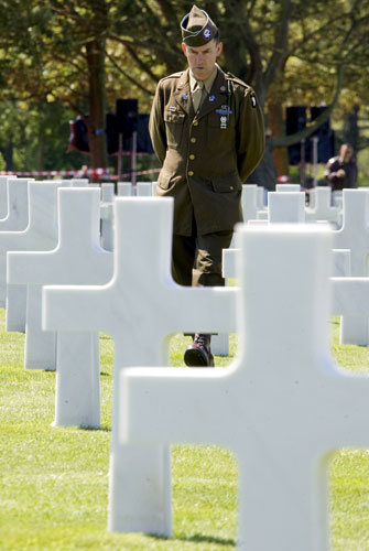 D-Day Memorial: Veterans Gather To Commemorate The 65th Anniversary Of The D-Day Landings