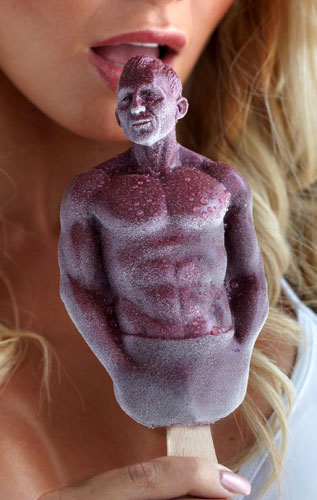 Week in showbiz: A new smoothie ice lolly modelled on James Bond 007 actor Daniel Craig. 
